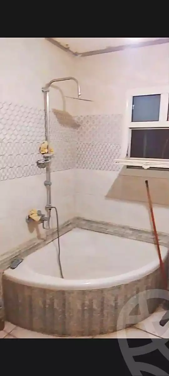 https://aqarmap.com.eg/ar/listing/6855068-for-sale-cairo-ain-shams-ain-shams-el-sharkia-fahmy-ghaly-st