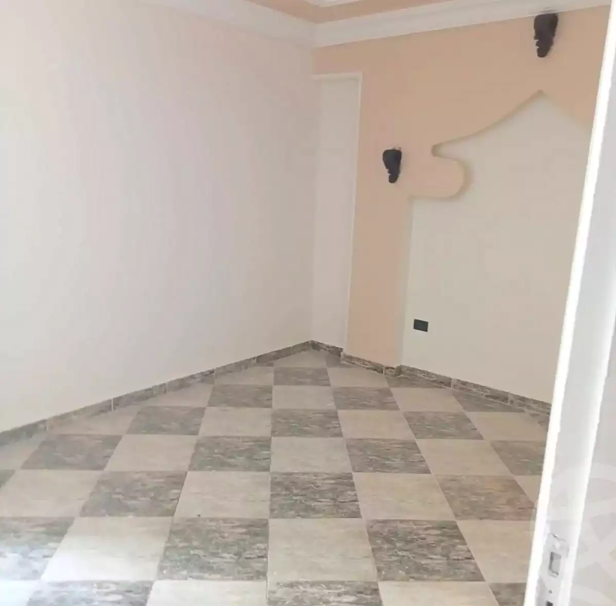 https://aqarmap.com.eg/ar/listing/6855671-for-sale-alexandria-sydy-bshr-sydy-bshr-bhry-ali-hipa-st