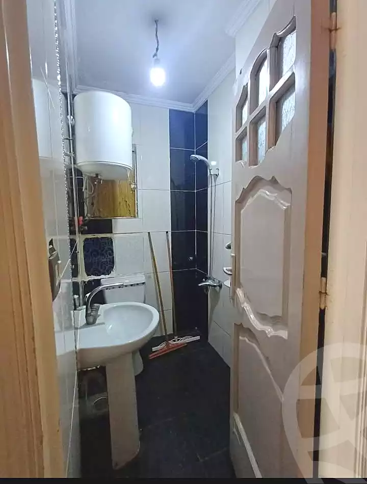 https://aqarmap.com.eg/ar/listing/6855802-for-sale-alexandria-sydy-bshr-sydy-bshr-bhry-shr-mhmd-njyb