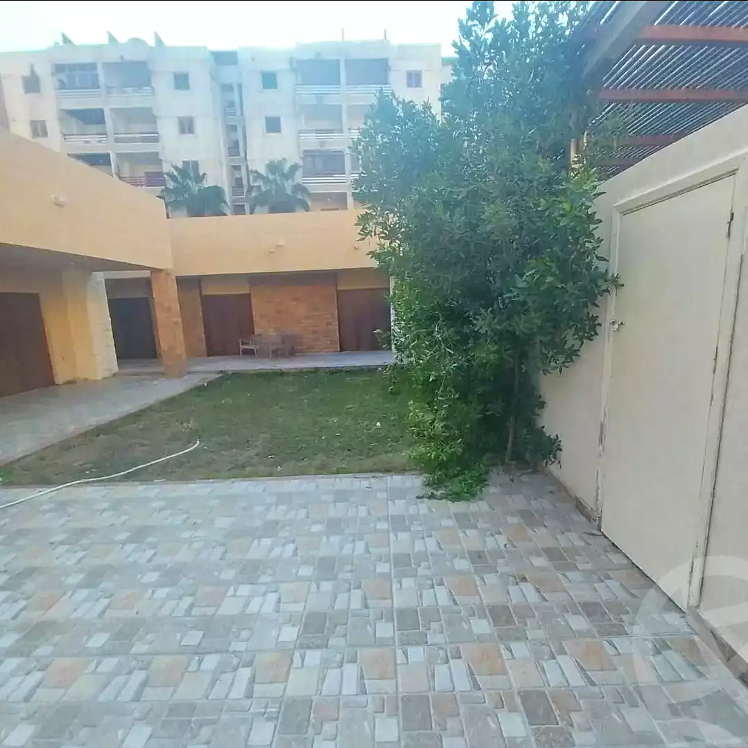 https://aqarmap.com.eg/ar/listing/6856022-for-sale-alexandria-al-agamy-lbytsh-el-hanafeya-st