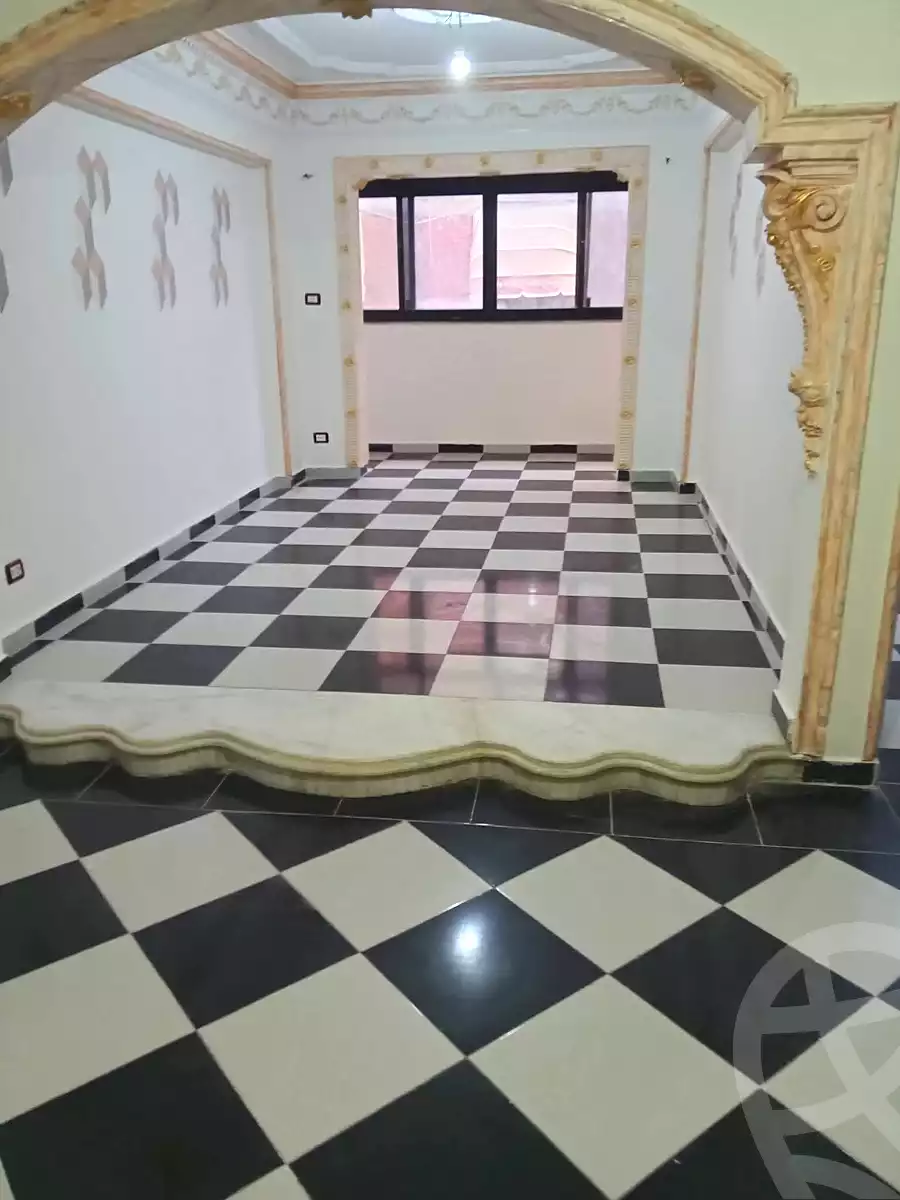 https://aqarmap.com.eg/ar/listing/6856480-for-sale-alexandria-alhadara-new-el-hadra