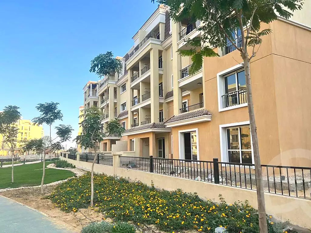 https://aqarmap.com.eg/ar/listing/6856590-for-sale-cairo-new-cairo-compounds-sarai-croons