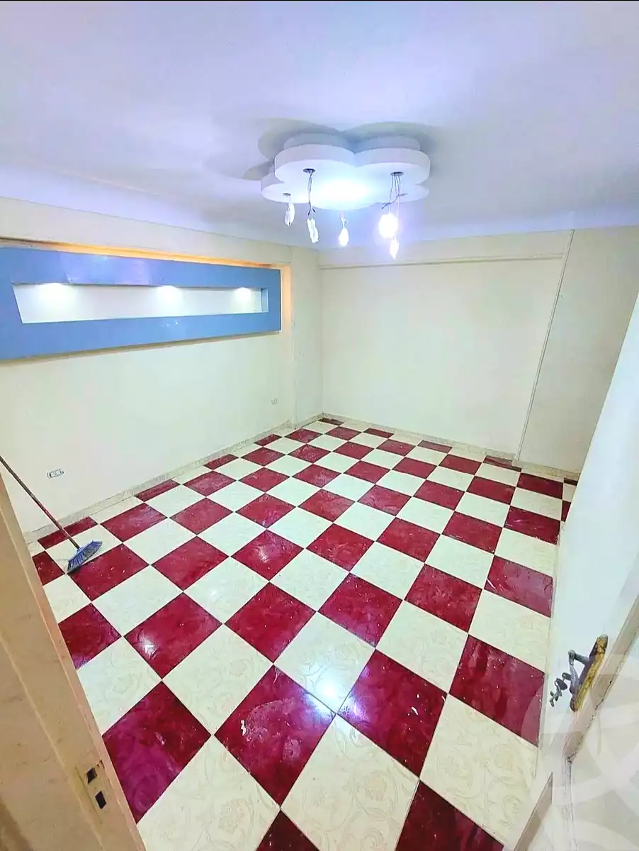 https://aqarmap.com.eg/ar/listing/6856642-for-sale-alexandria-sydy-bshr-sydy-bshr-bhry-ali-hipa-st