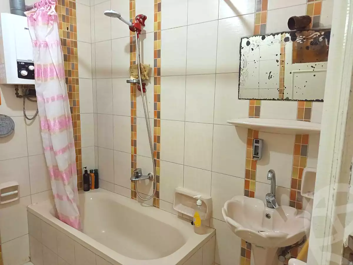 https://aqarmap.com.eg/en/listing/6856810-for-sale-alexandria-el-asafra-l-sfr-qbly