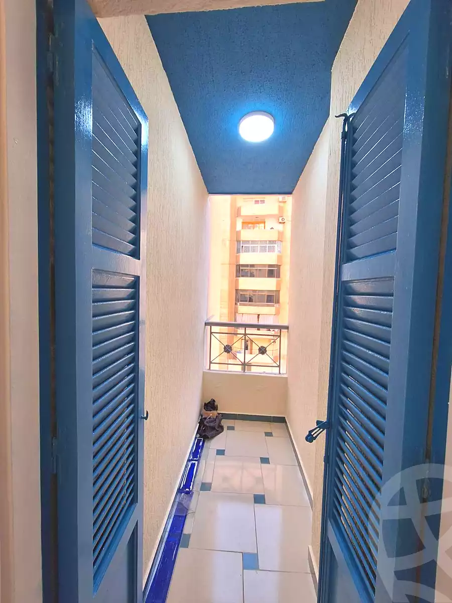 https://aqarmap.com.eg/ar/listing/6856827-for-sale-alexandria-sydy-bshr-sydy-bshr-bhry-shr-mhmwd-l-yswy