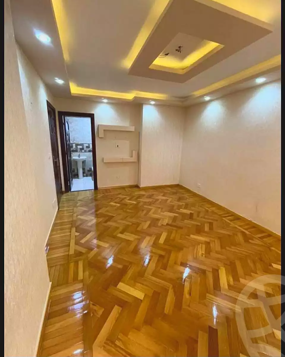 https://aqarmap.com.eg/ar/listing/6856834-for-sale-alexandria-miami-mahmoud-el-isawy-st