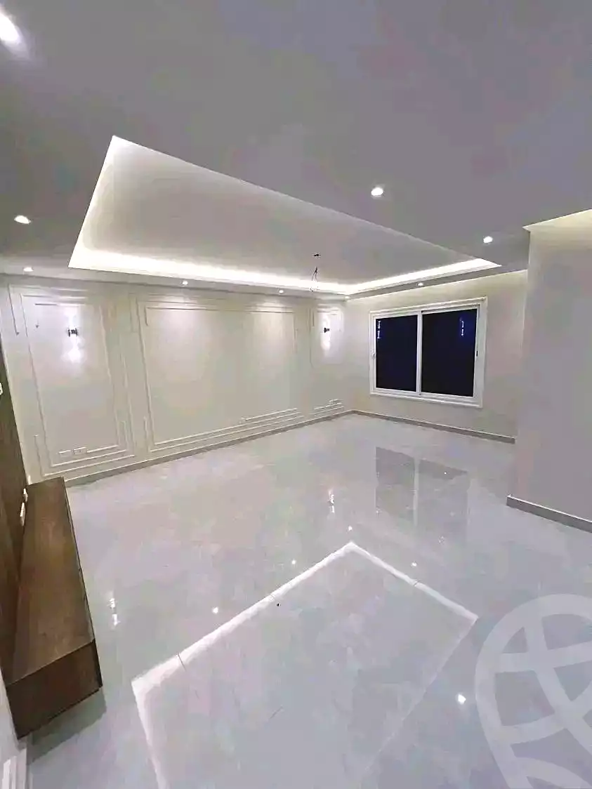https://aqarmap.com.eg/ar/listing/6857063-for-sale-cairo-new-cairo-compounds-sarai-croons
