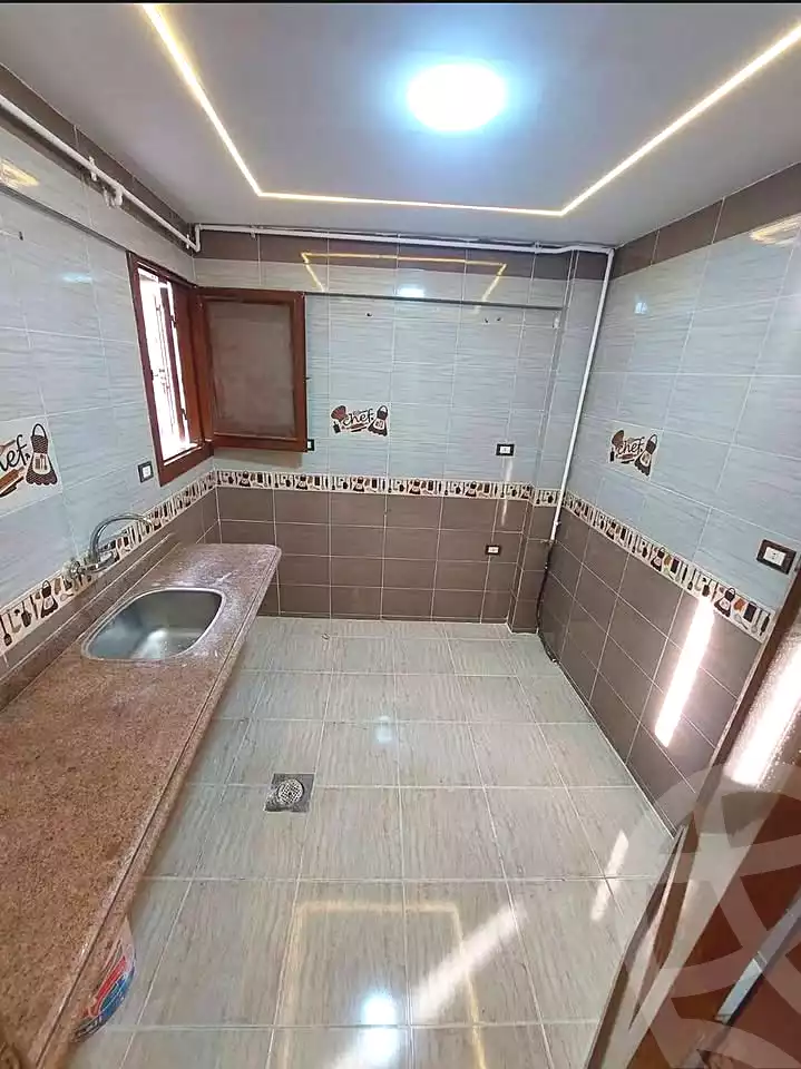 https://aqarmap.com.eg/ar/listing/6857314-for-sale-alexandria-sydy-bshr-sydy-bshr-bhry-shr-khld-bn-lwlyd