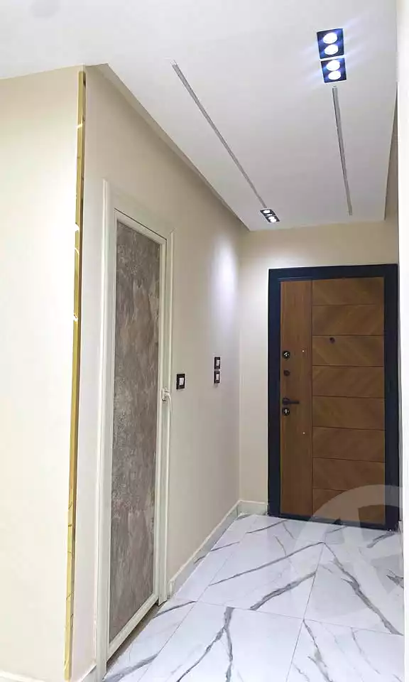 https://aqarmap.com.eg/ar/listing/6857360-for-sale-cairo-ain-shams-jsr-lswys