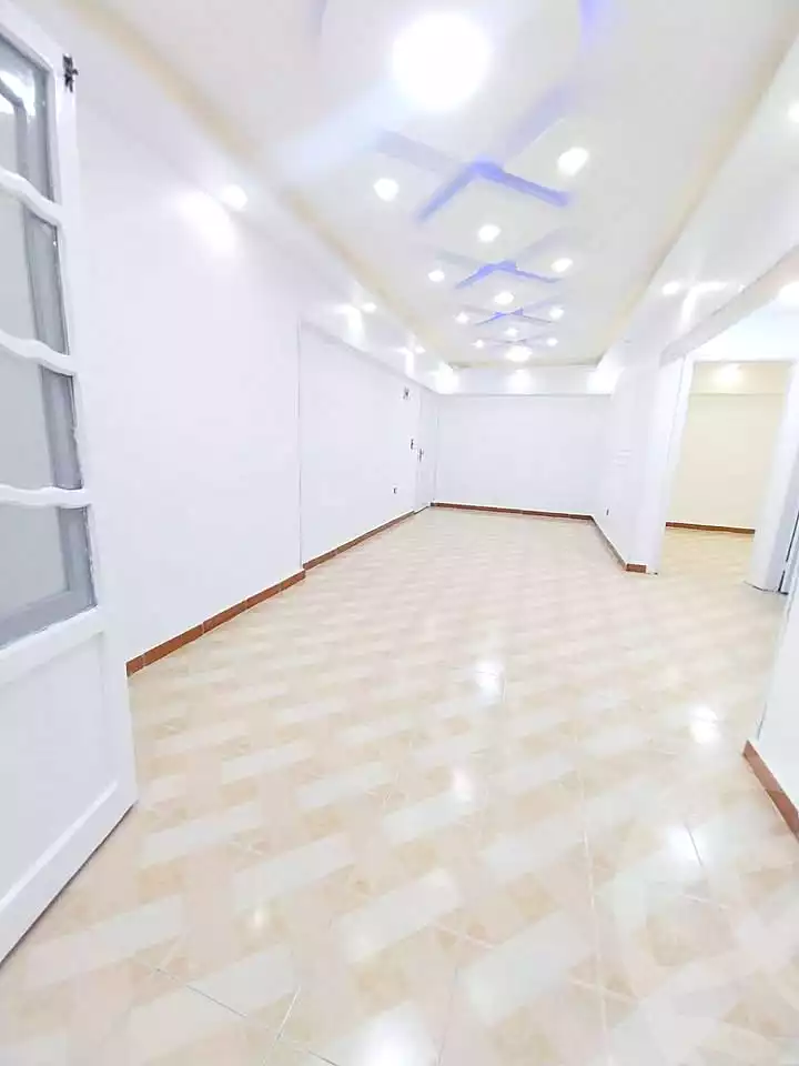 https://aqarmap.com.eg/ar/listing/6857844-for-sale-alexandria-al-agamy-shataa-el-nakheel-street-45
