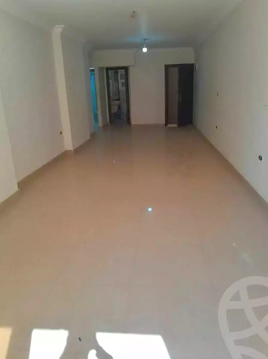 https://aqarmap.com.eg/en/listing/6858062-for-rent-alexandria-ganaklis-shr-mrtdy-bsh