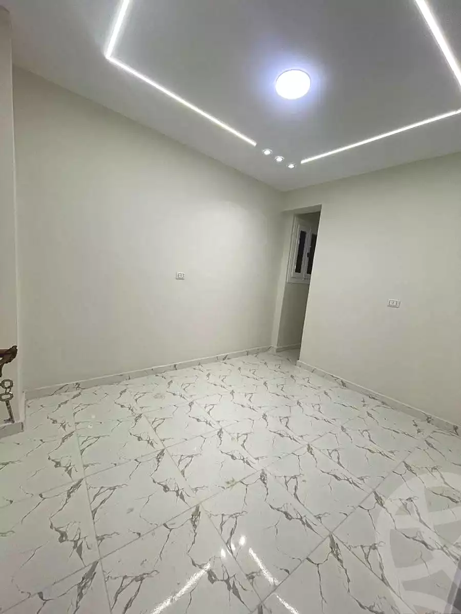 https://aqarmap.com.eg/ar/listing/6858296-for-sale-alexandria-al-agamy-el-hanouvel-abo-el-shawareb-st