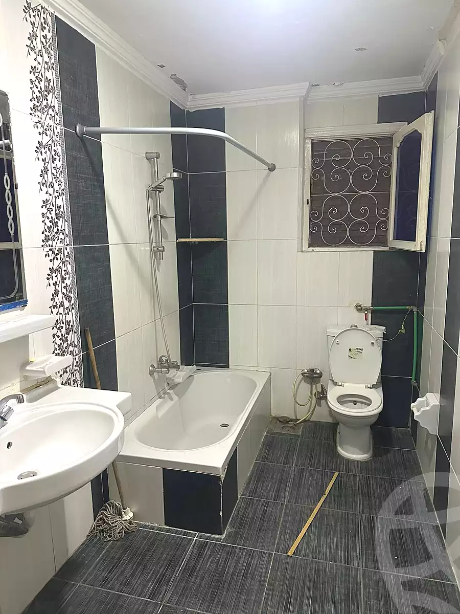 https://aqarmap.com.eg/en/listing/6858537-for-rent-alexandria-fyktwry
