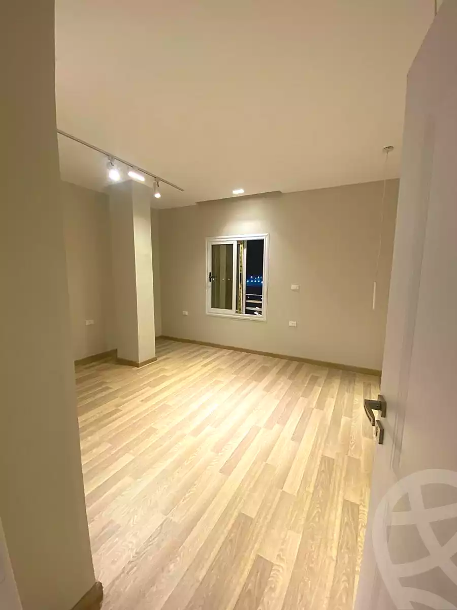 https://aqarmap.com.eg/ar/listing/6858588-for-sale-sharqia-zagazig-zagazig-city-al-gamaa-st