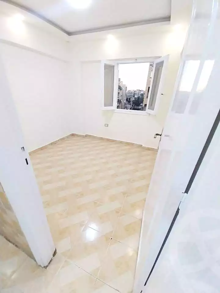 https://aqarmap.com.eg/ar/listing/6858869-for-sale-alexandria-al-agamy-shataa-el-nakheel