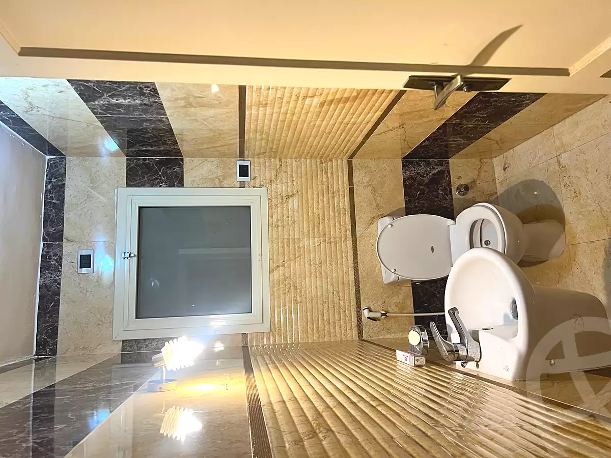 https://aqarmap.com.eg/ar/listing/6800421-for-rent-cairo-new-cairo-lrhb-city-phase-1-ahmed-rami-st