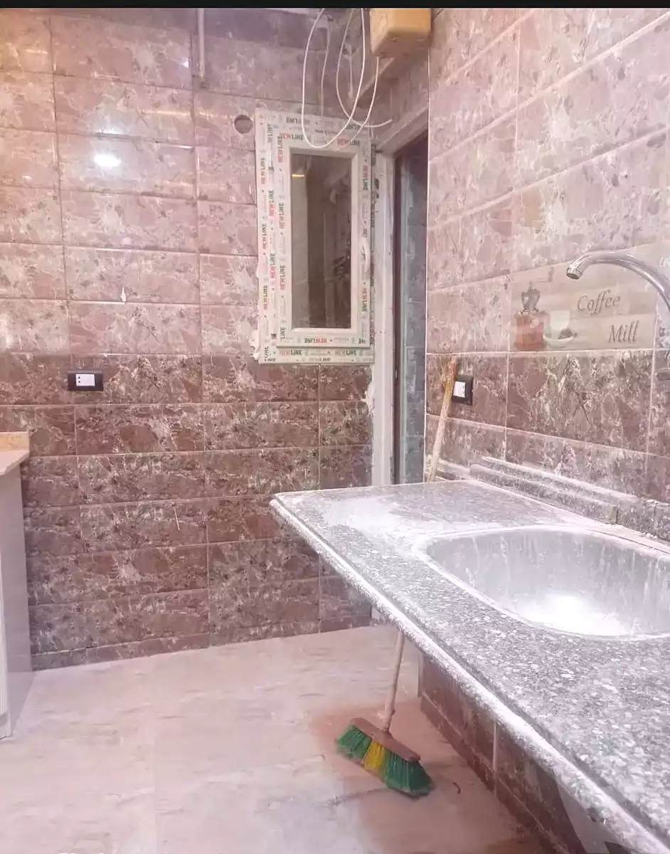 https://aqarmap.com.eg/ar/listing/6859218-for-sale-alexandria-sydy-bshr-sydy-bshr-bhry-gamal-abd-el-nasir-st