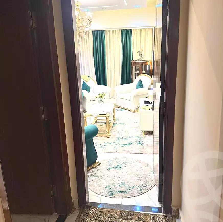 https://aqarmap.com.eg/ar/listing/6859818-for-sale-alexandria-miami-shr-jml-bd-lnsr