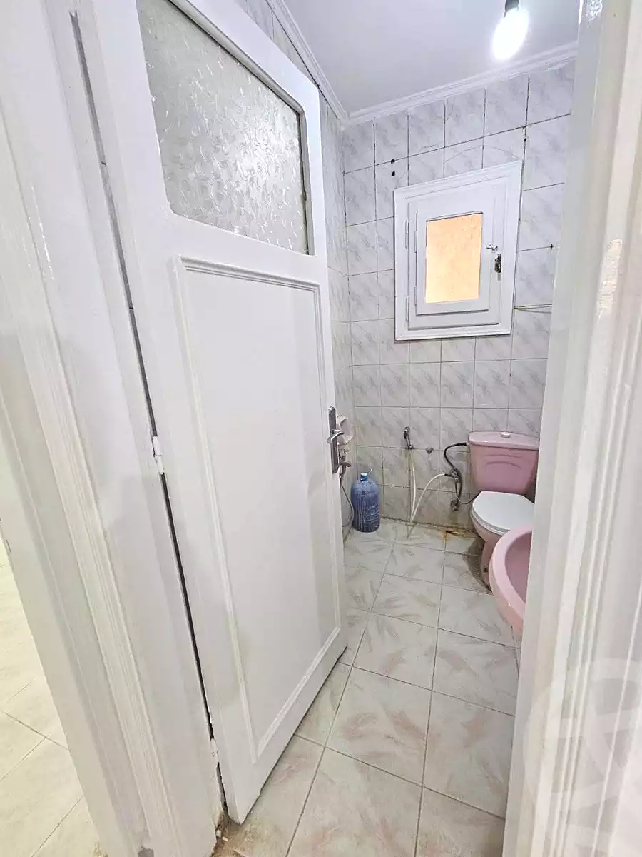 https://aqarmap.com.eg/ar/listing/6859863-for-sale-alexandria-sydy-bshr-sydy-bshr-bhry-amr-el-nogomy-st