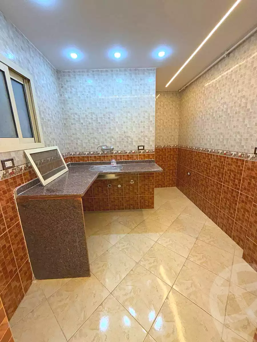 https://aqarmap.com.eg/ar/listing/6859970-for-sale-alexandria-new-miami-street-16