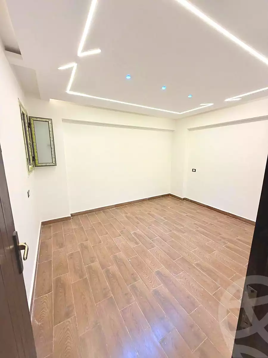 https://aqarmap.com.eg/en/listing/6860264-for-sale-alexandria-lsywf-el-falki