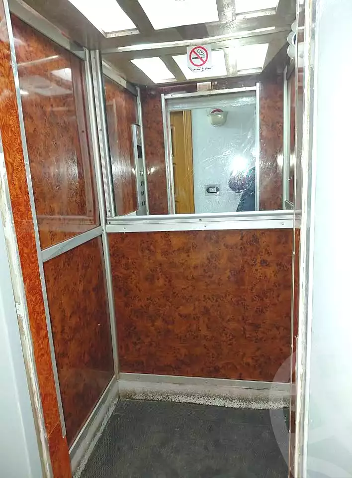 https://aqarmap.com.eg/ar/listing/6860410-for-sale-alexandria-sydy-bshr-sydy-bshr-bhry-shr-khld-bn-lwlyd