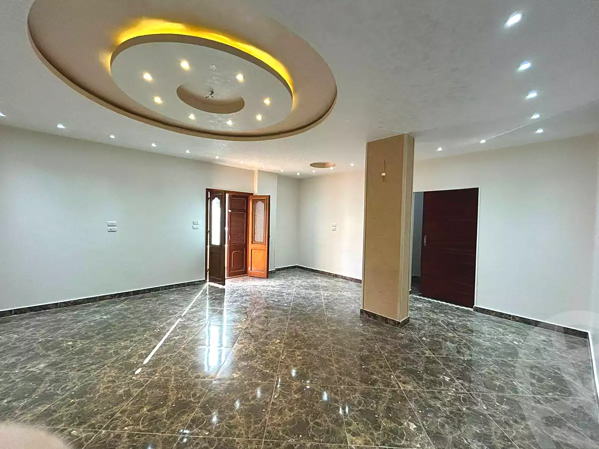 https://aqarmap.com.eg/ar/listing/6861783-for-sale-sharqia-zagazig-zagazig-city-ghasham-rd