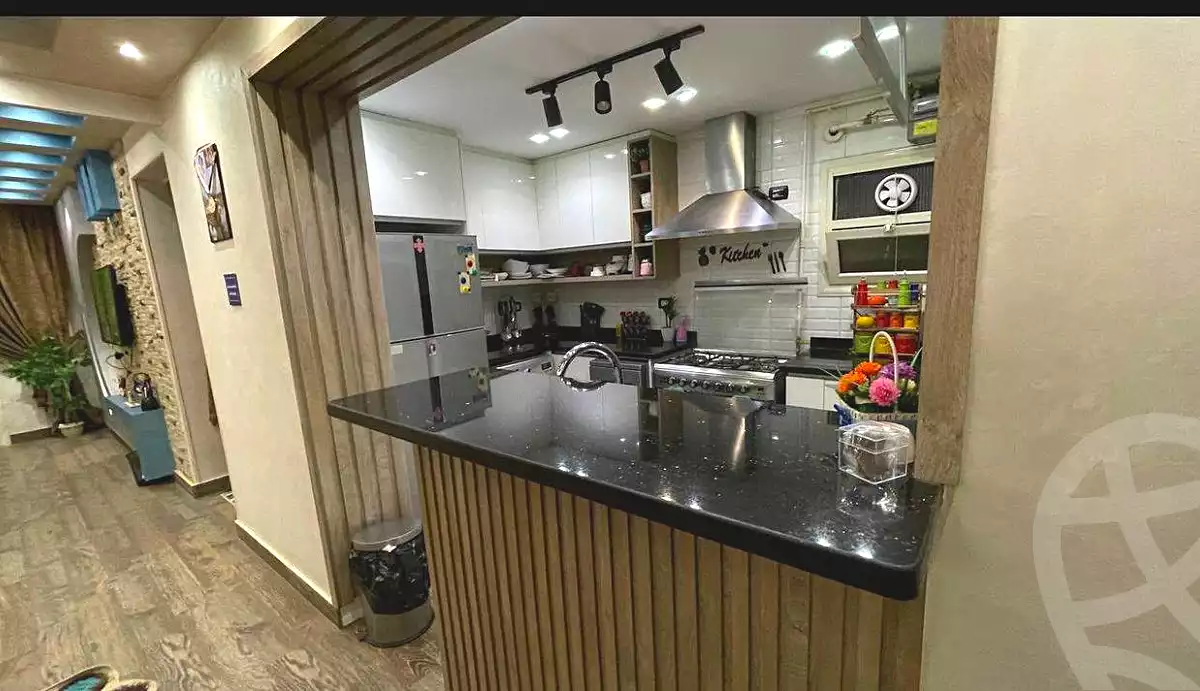 https://aqarmap.com.eg/ar/listing/6859820-for-sale-cairo-ain-shams-jsr-lswys-tqsym-mr-bn-lkhtb
