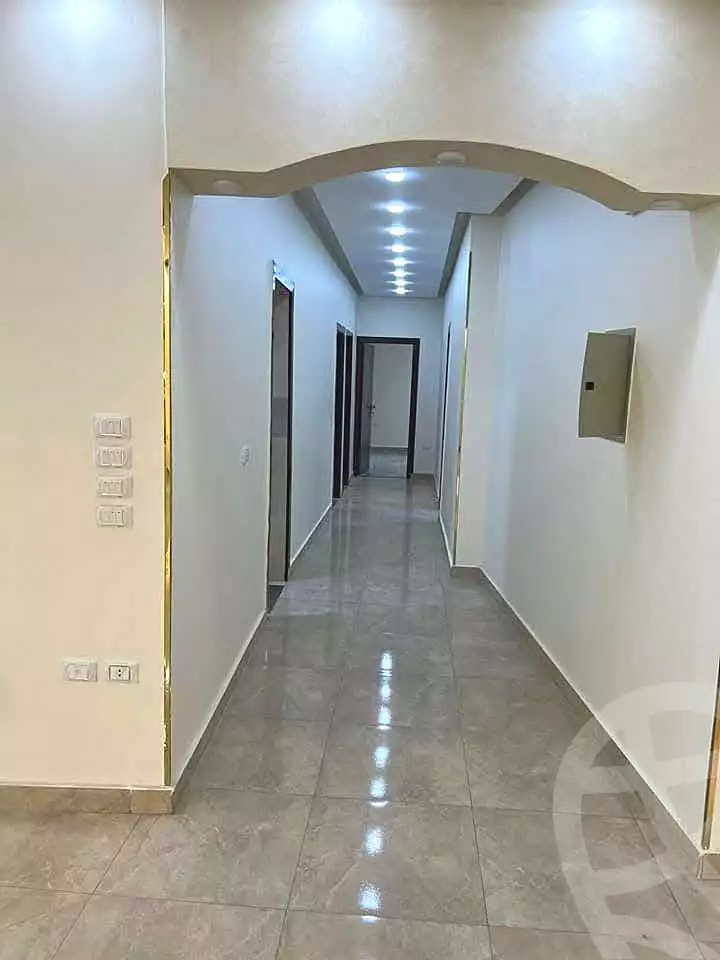 https://aqarmap.com.eg/ar/listing/6860206-for-sale-cairo-helwan-hadayek-helwan-nile-corniche-st