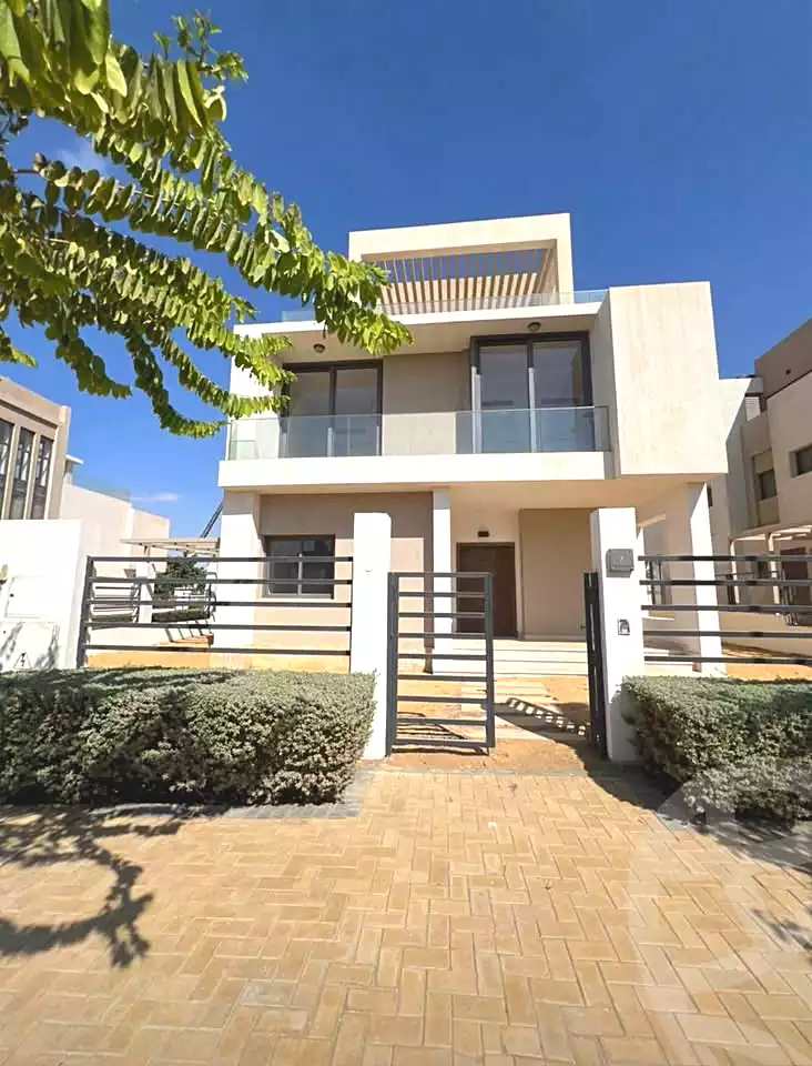 https://aqarmap.com.eg/ar/listing/6702783-for-sale-cairo-new-cairo-compounds-fifth-square
