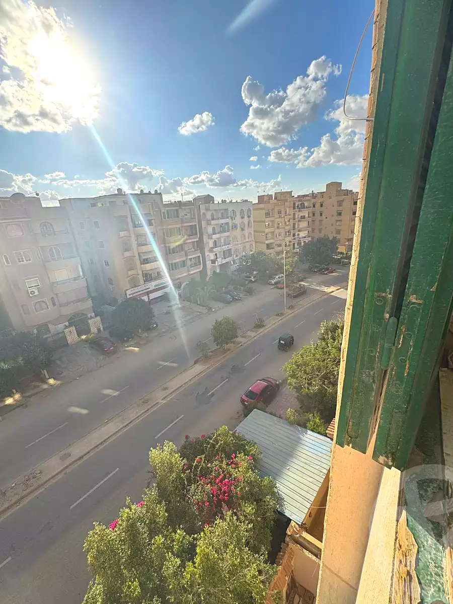 https://aqarmap.com.eg/ar/listing/6863843-for-rent-cairo-6th-of-october-el-ahyaa-neighborhood-2nd