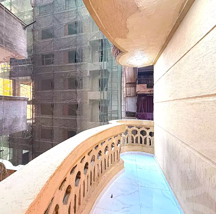 https://aqarmap.com.eg/ar/listing/6864039-for-sale-alexandria-sydy-bshr-sydy-bshr-bhry-shr-khld-bn-lwlyd