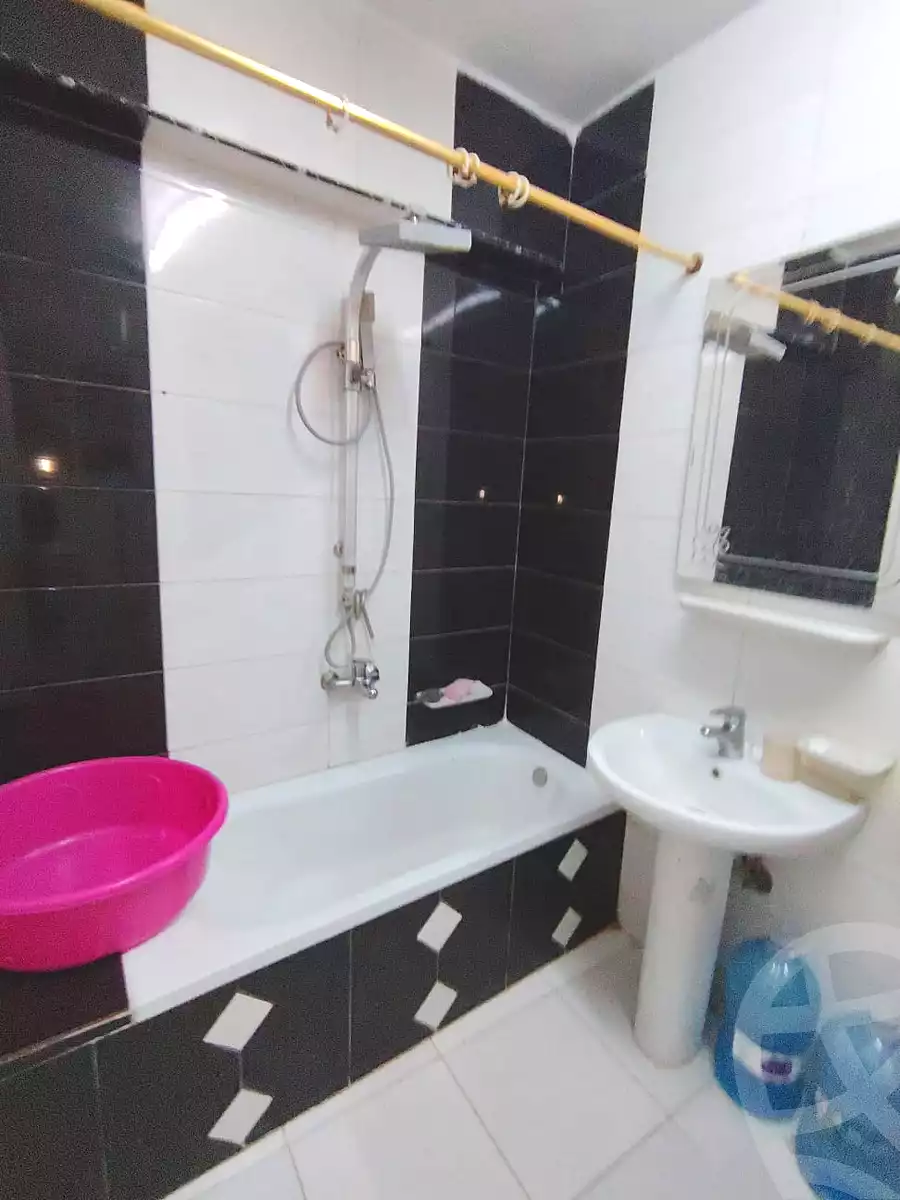 https://aqarmap.com.eg/ar/listing/6864631-for-rent-cairo-el-haram-shareaa-el-haram