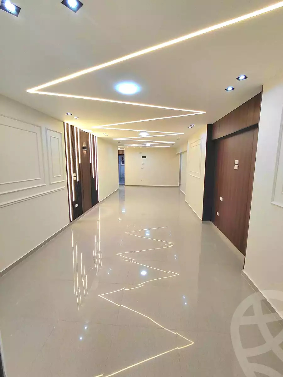 https://aqarmap.com.eg/ar/listing/6864685-for-sale-alexandria-sydy-bshr-sydy-bshr-bhry-gamal-abd-el-nasir-st