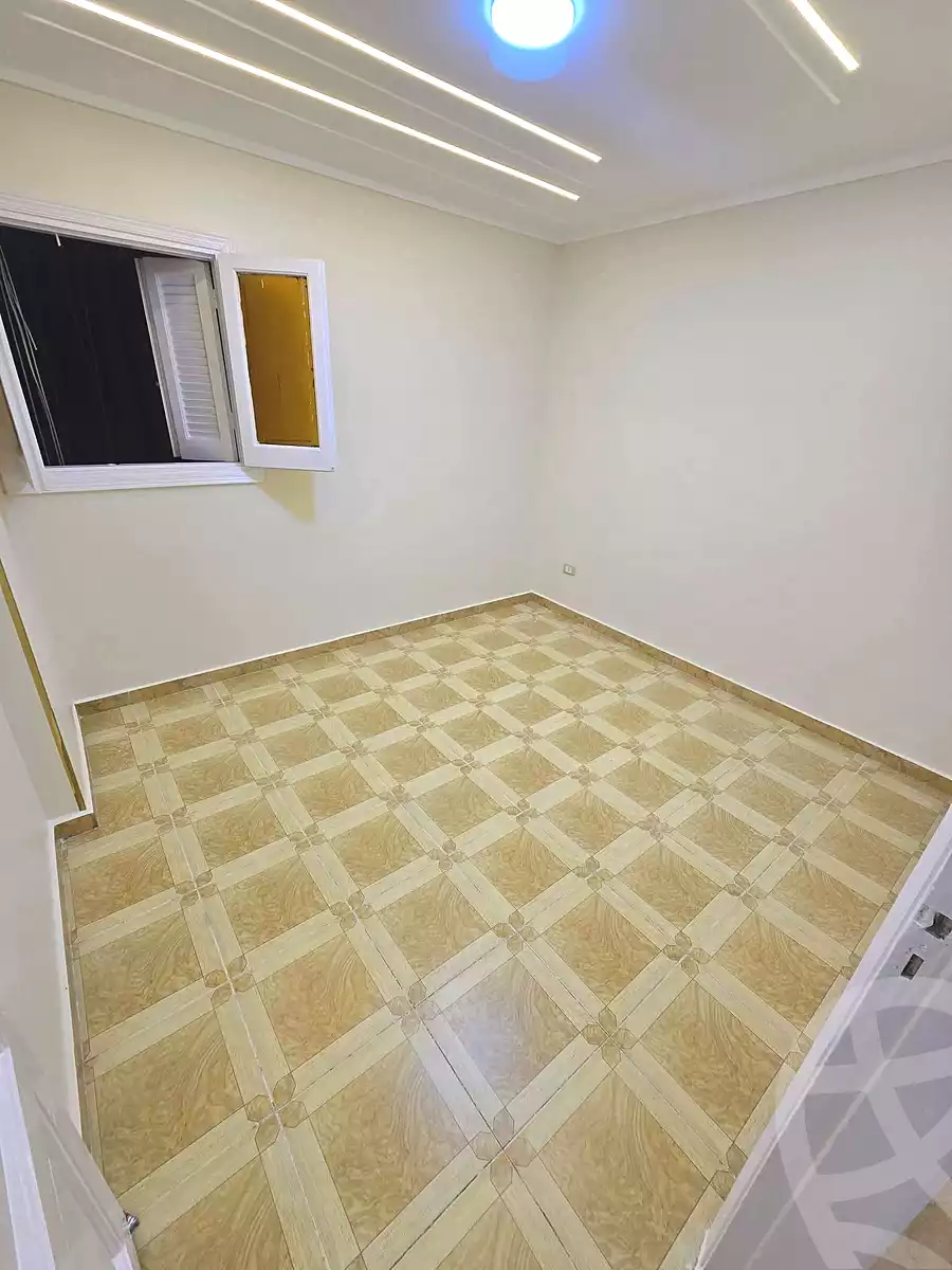https://aqarmap.com.eg/ar/listing/6864820-for-sale-alexandria-sydy-bshr-sydy-bshr-bhry-shr-mhmwd-l-yswy