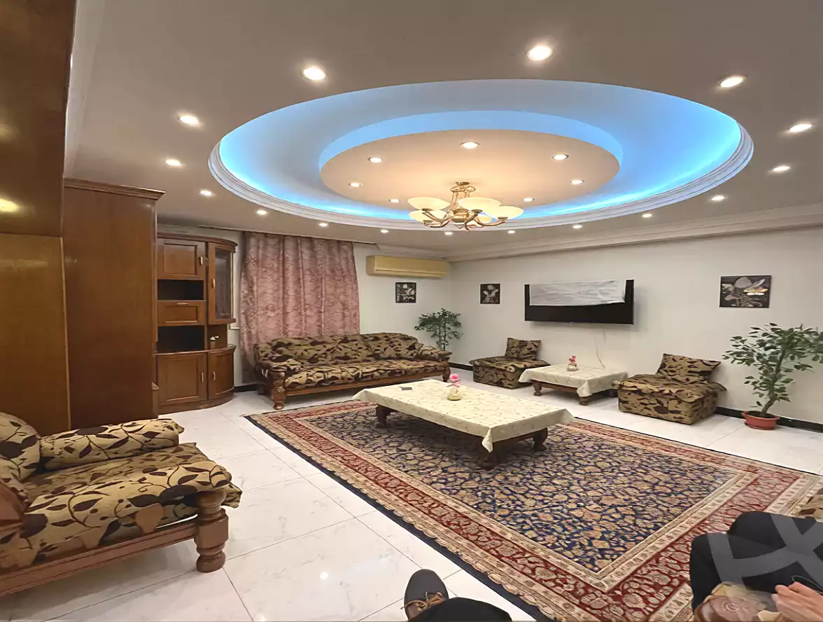 https://aqarmap.com.eg/ar/listing/6864873-for-rent-cairo-manial-el-rawda-st