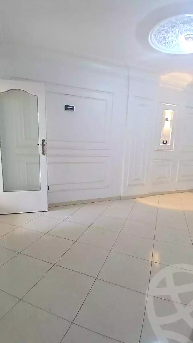 https://aqarmap.com.eg/en/listing/6864908-for-rent-alexandria-smouha