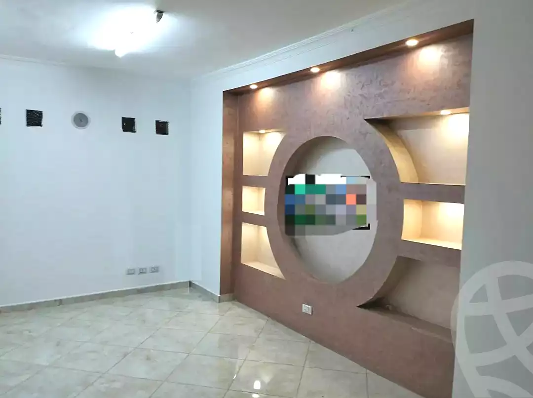 https://aqarmap.com.eg/ar/listing/6864950-for-sale-cairo-helwan-rostom-st