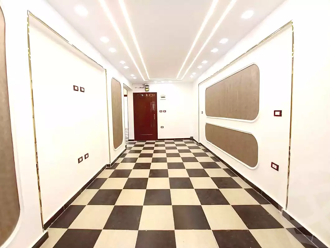 https://aqarmap.com.eg/ar/listing/6865045-for-sale-alexandria-sydy-bshr-sydy-bshr-bhry