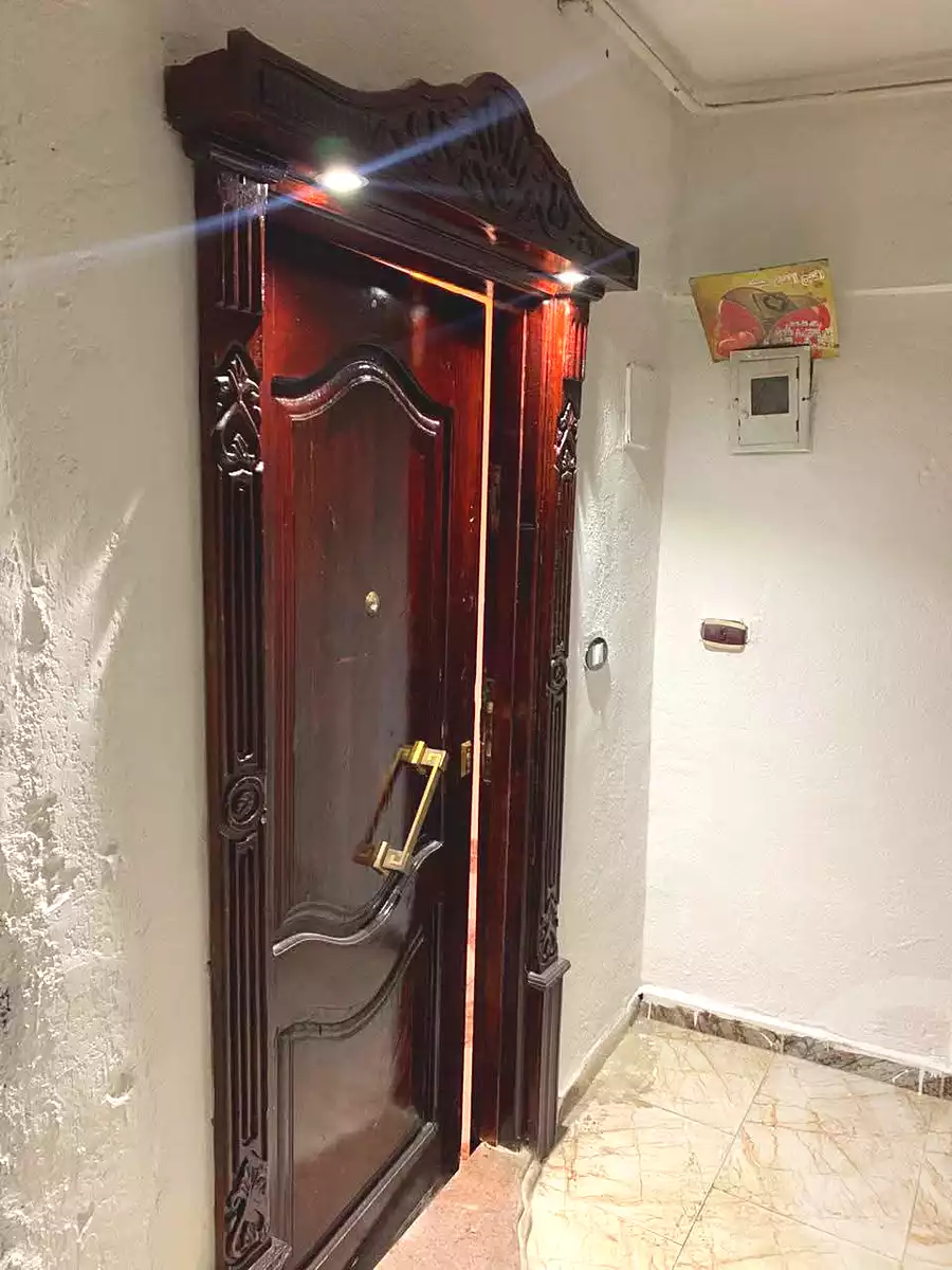https://aqarmap.com.eg/ar/listing/6865807-for-sale-alexandria-lsywf-el-falki