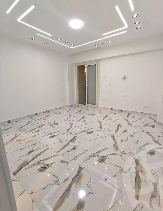 https://aqarmap.com.eg/ar/listing/6866054-for-sale-alexandria-el-asafra-l-sfr-bhry-el-geish-rd