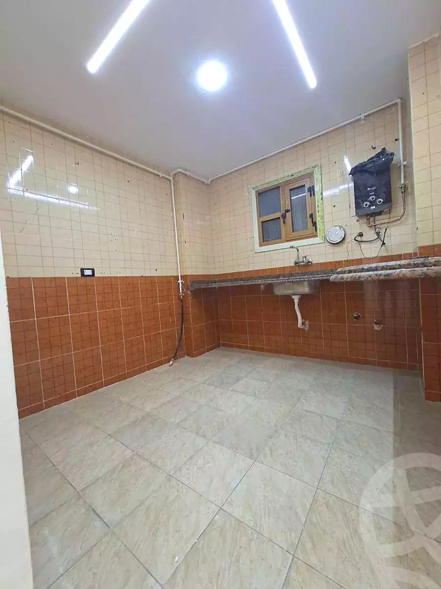 https://aqarmap.com.eg/ar/listing/6866240-for-sale-alexandria-el-mandara-shr-mlk-hfny
