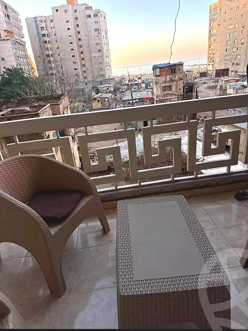 https://aqarmap.com.eg/ar/listing/6866579-for-sale-alexandria-miami-khld-bn-lwlyd