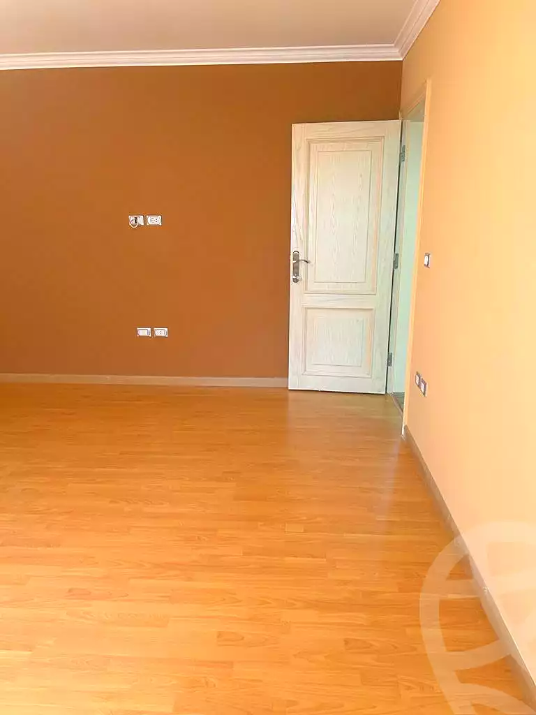 https://aqarmap.com.eg/ar/listing/6867018-for-sale-cairo-new-cairo-el-narges-el-narges-omarat-gamal-kamel-st