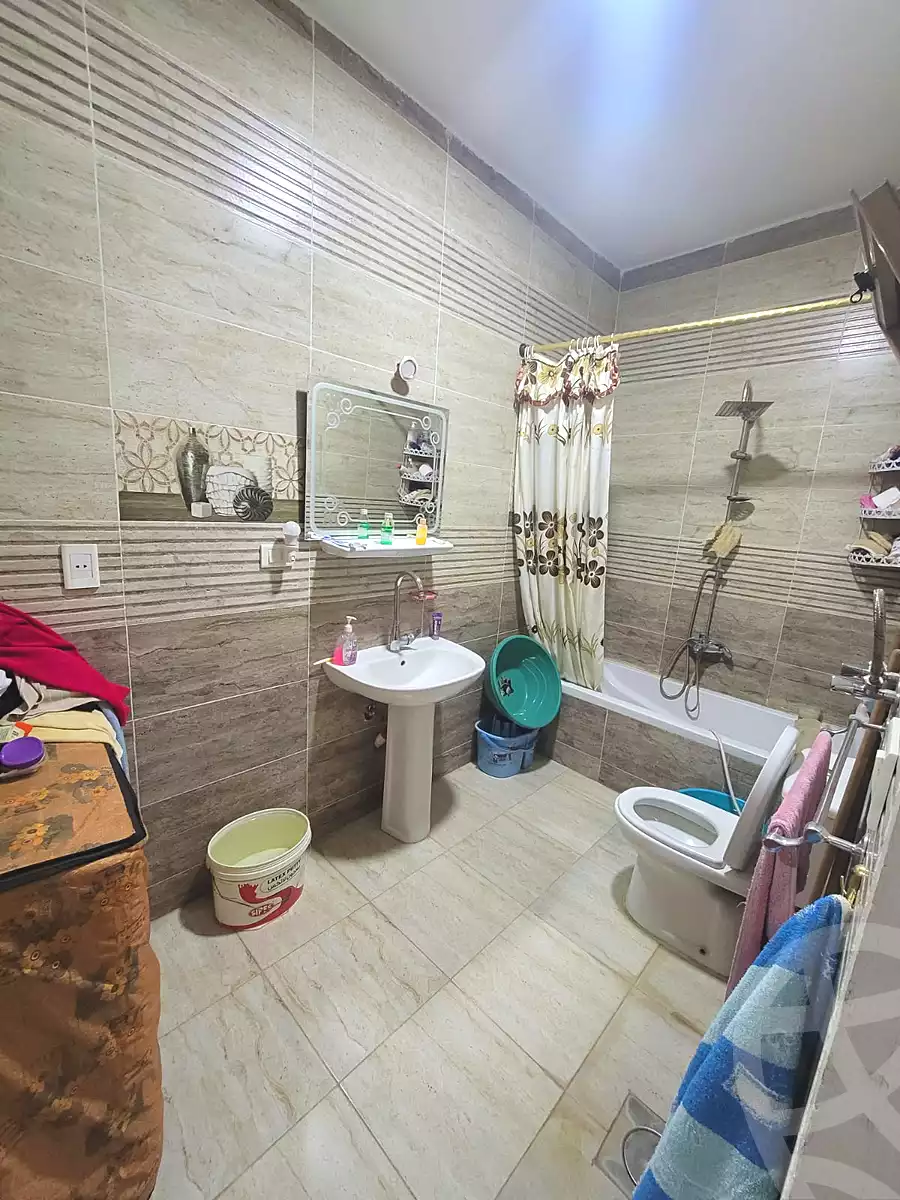 https://aqarmap.com.eg/en/listing/6858993-for-sale-qalyubia-banha-city-banha-city-farid-nada-st