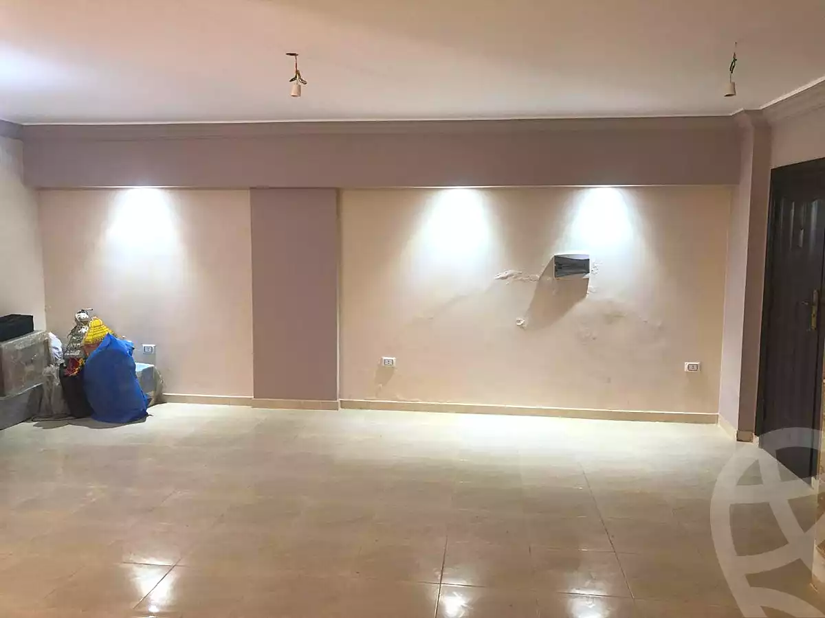 https://aqarmap.com.eg/ar/listing/6867526-for-sale-cairo-new-cairo-south-investors-gamal-abdel-nasser-st
