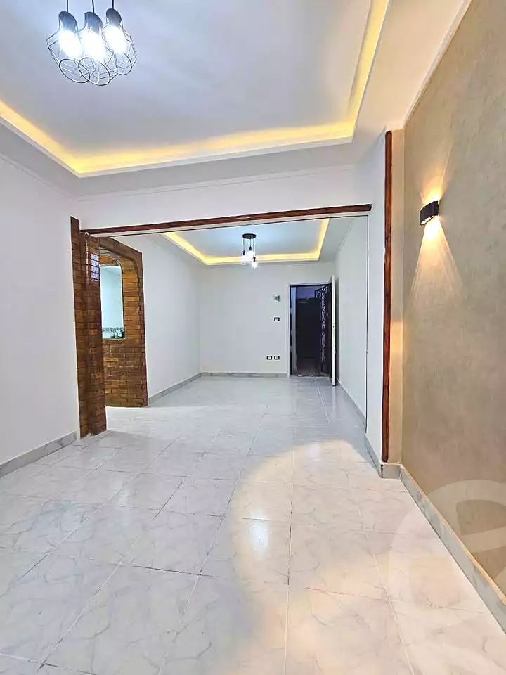 https://aqarmap.com.eg/ar/listing/6867806-for-sale-alexandria-al-agamy-shataa-el-nakheel