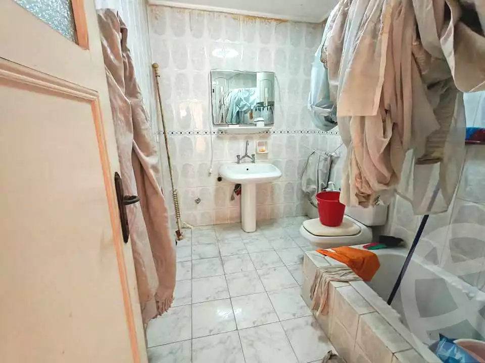 https://aqarmap.com.eg/ar/listing/6867832-for-sale-alexandria-bolekly-mostafa-kamel-stt