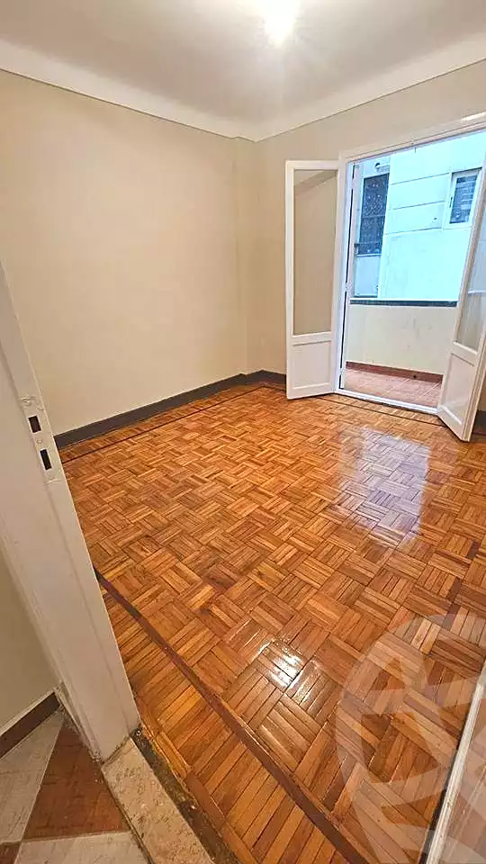 https://aqarmap.com.eg/ar/listing/6868130-for-rent-alexandria-ganaklis