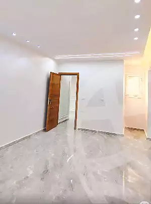 https://aqarmap.com.eg/ar/listing/6868438-for-sale-alexandria-al-agamy-el-hanouvel
